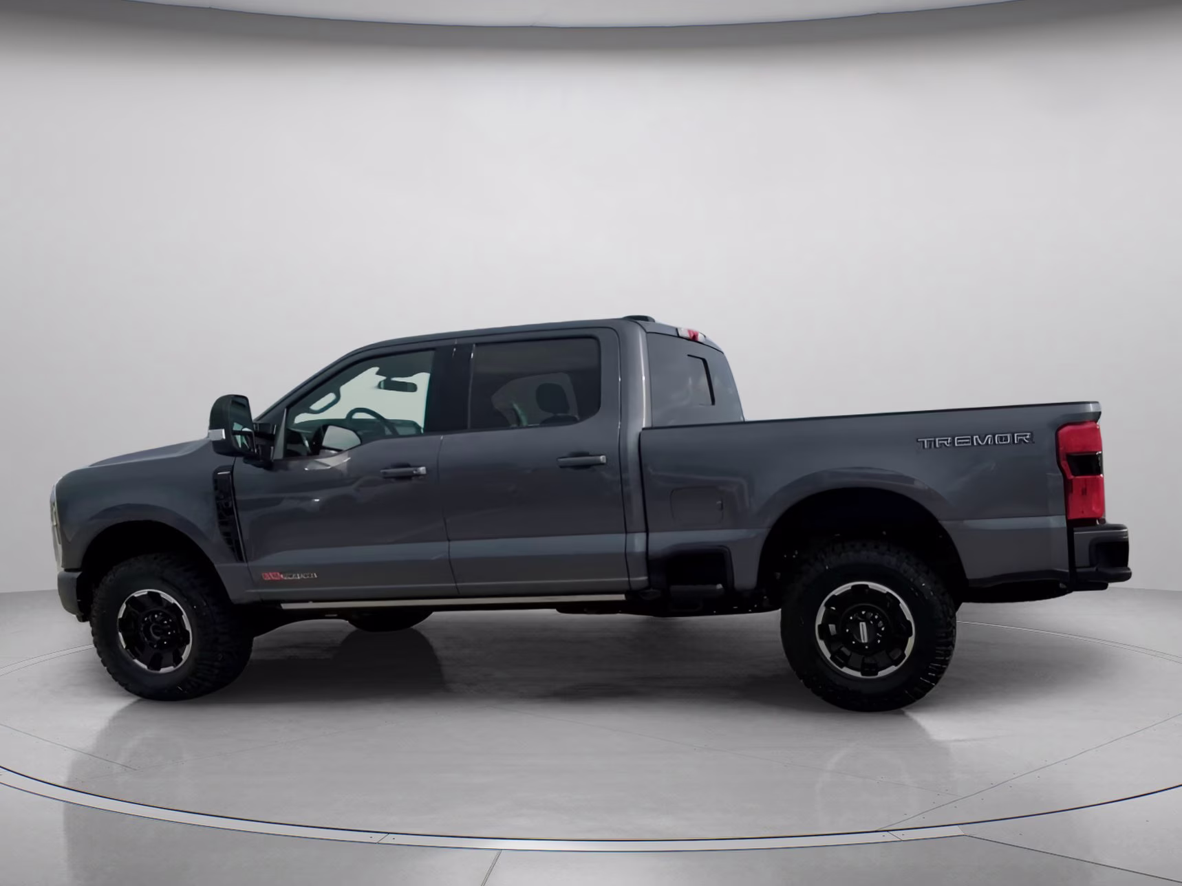 2026 Carbonized Gray Metallic Ford Super Duty F-350 SRW LARIAT Crew Cab Pickup 4X4 Truck