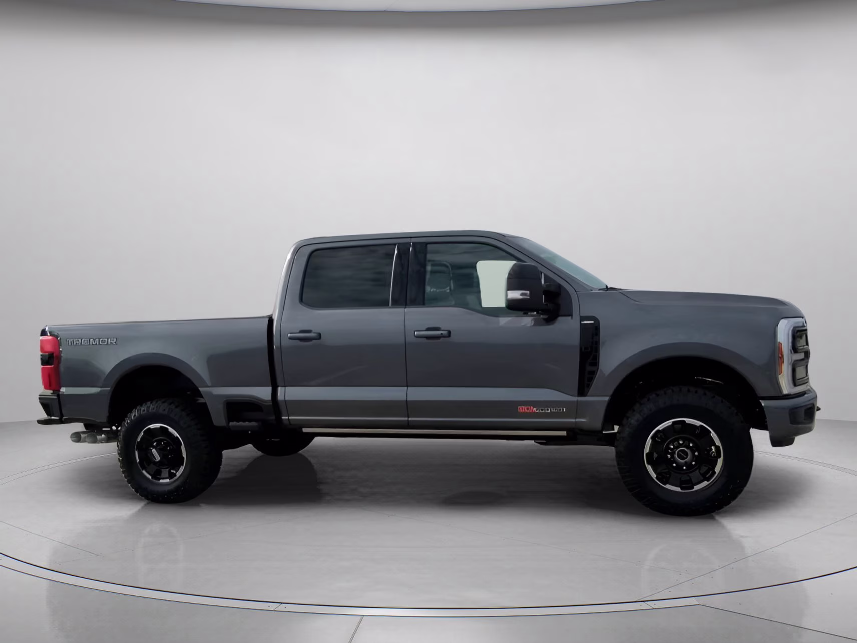 2026 Carbonized Gray Metallic Ford Super Duty F-350 SRW LARIAT Crew Cab Pickup 4X4 Truck