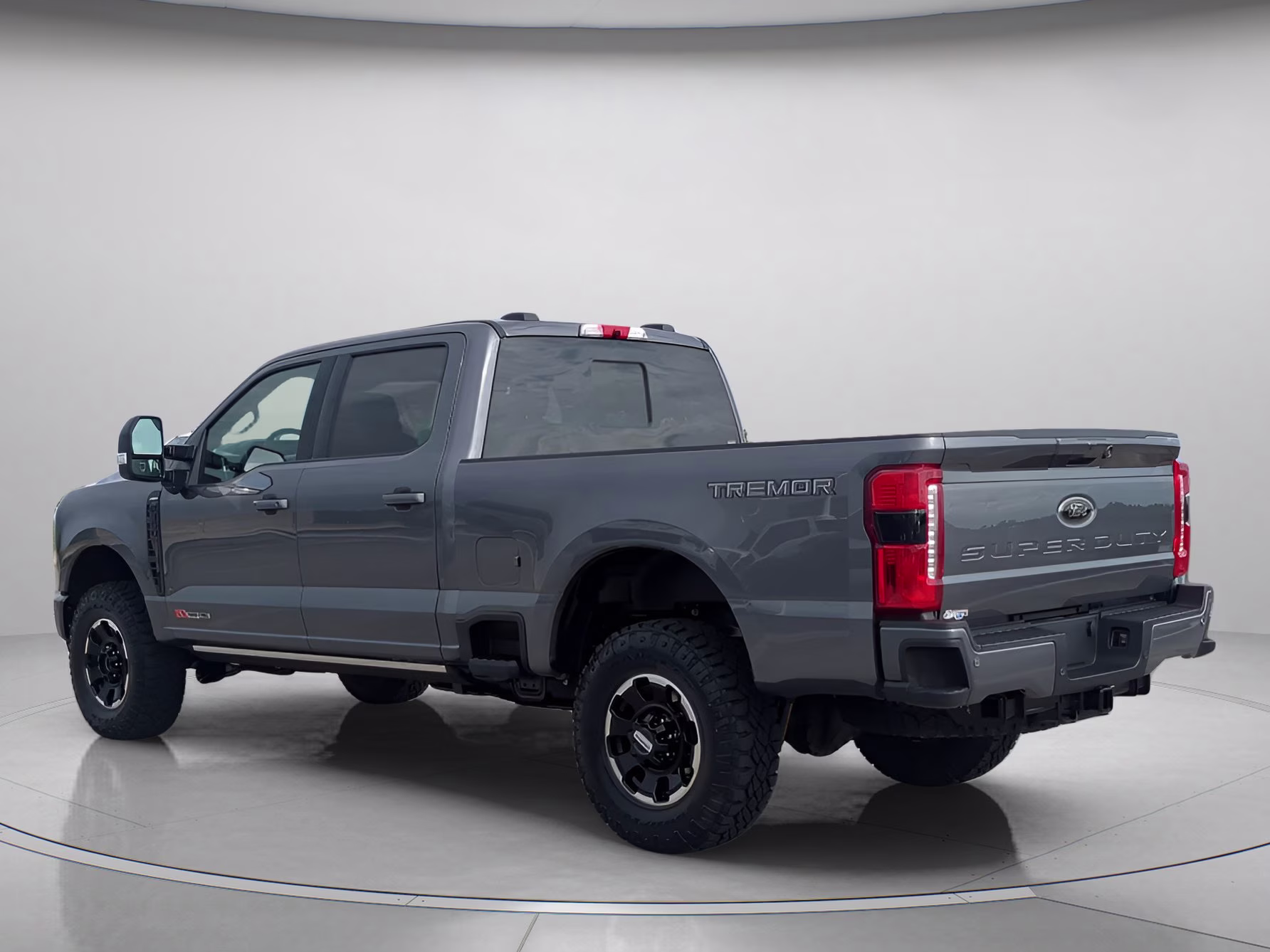 2026 Carbonized Gray Metallic Ford Super Duty F-350 SRW LARIAT Crew Cab Pickup 4X4 Truck