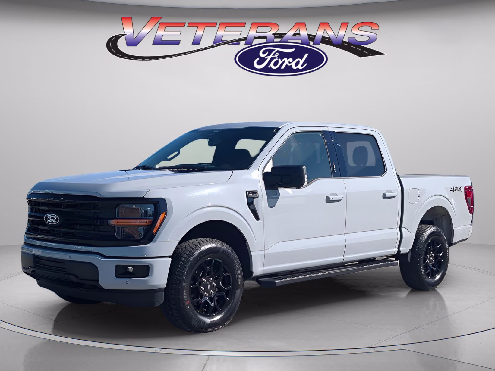 2026 Avalanche Ford F-150 XLT Crew Cab Pickup 4X4 Truck