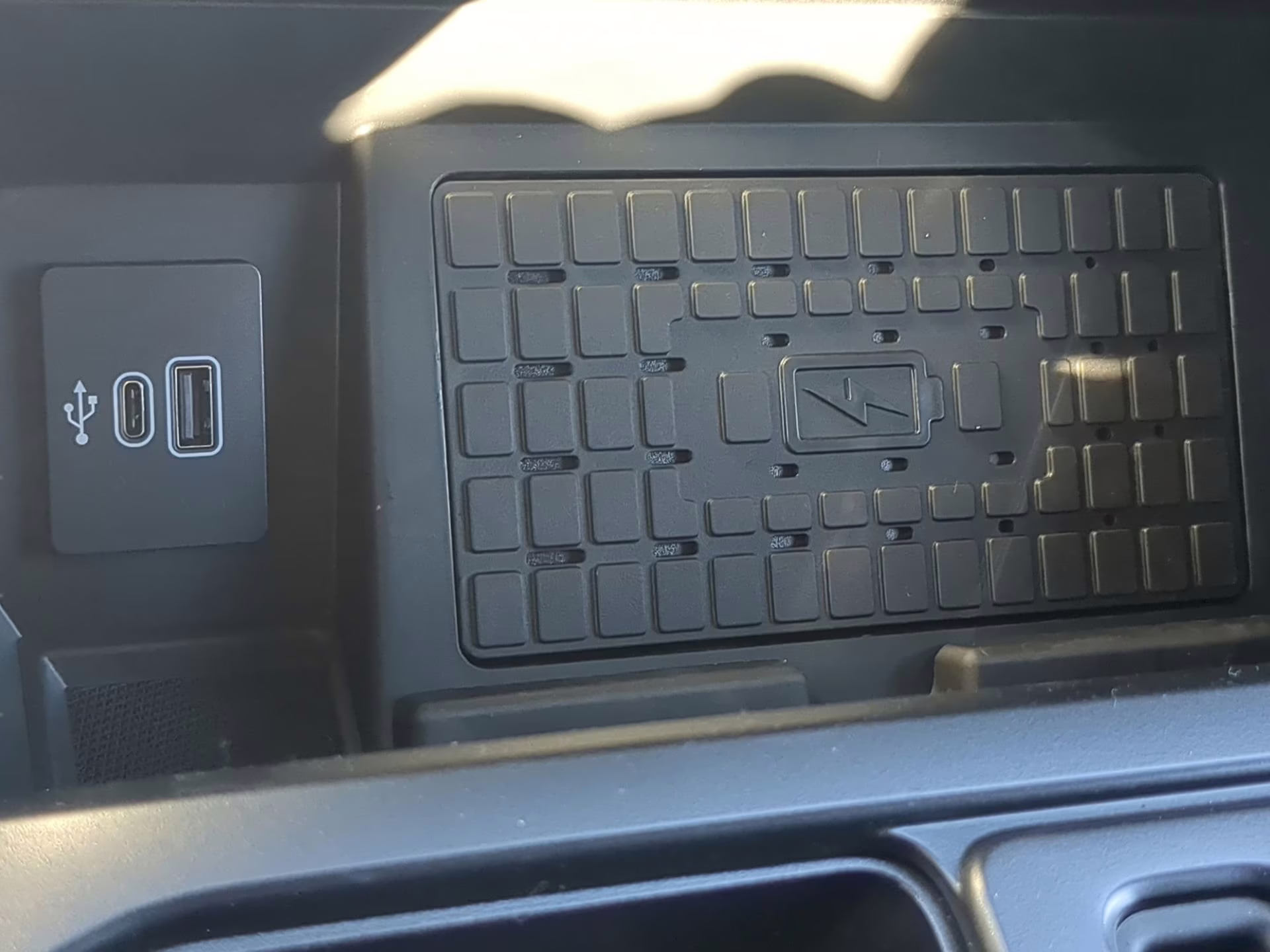 2026 Avalanche Ford F-150 XLT Crew Cab Pickup 4X4 Truck