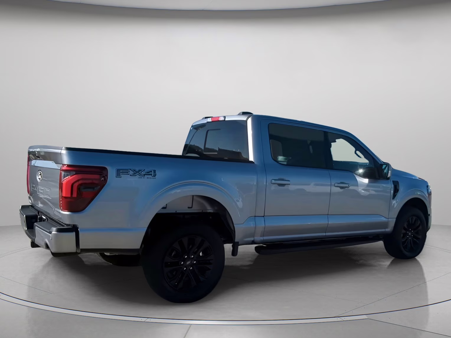 2026 Iconic Silver Metallic Ford F-150 LARIAT Crew Cab Pickup 4X4 Truck