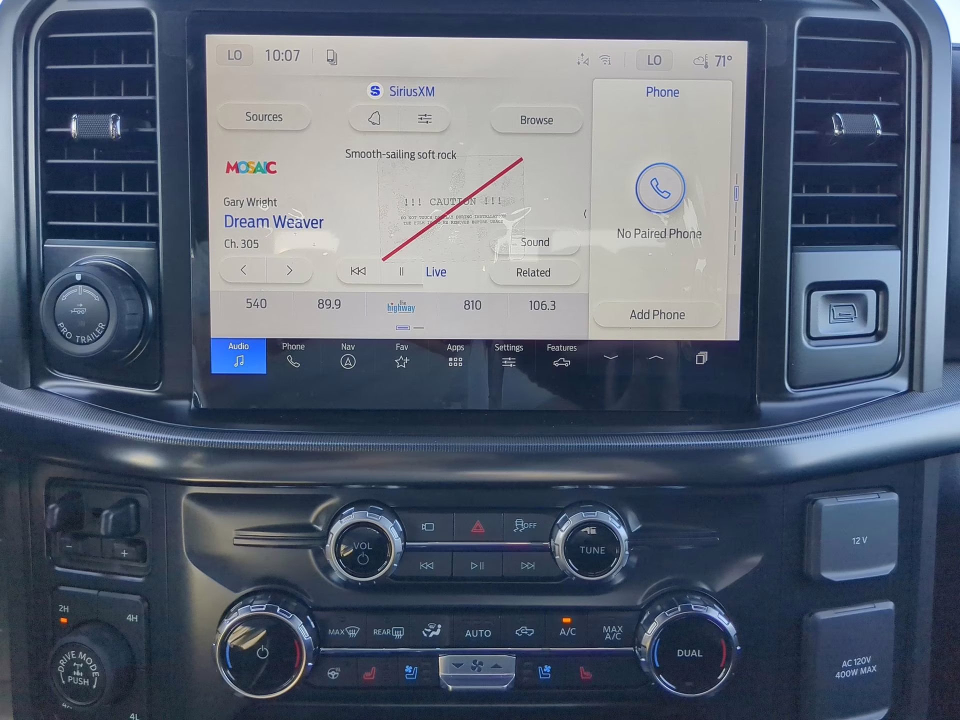 2026 Iconic Silver Metallic Ford F-150 LARIAT Crew Cab Pickup 4X4 Truck