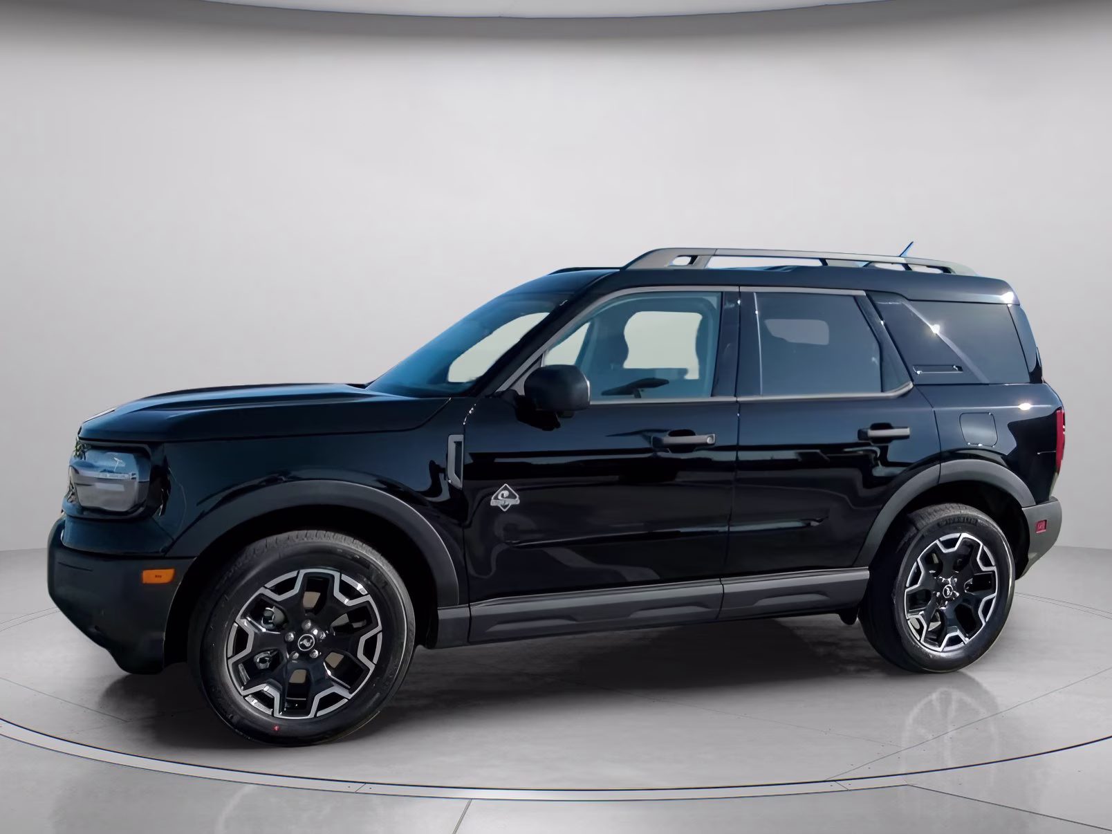 2026 Shadow Black Ford Bronco Sport Outer Banks 4X4 SUV