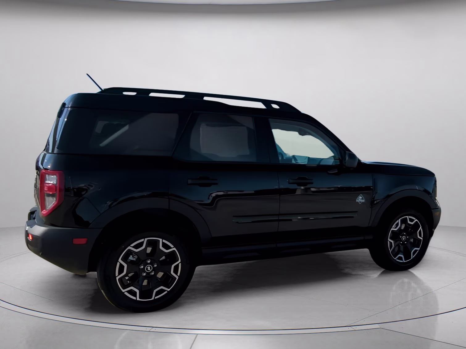 2026 Shadow Black Ford Bronco Sport Outer Banks 4X4 SUV