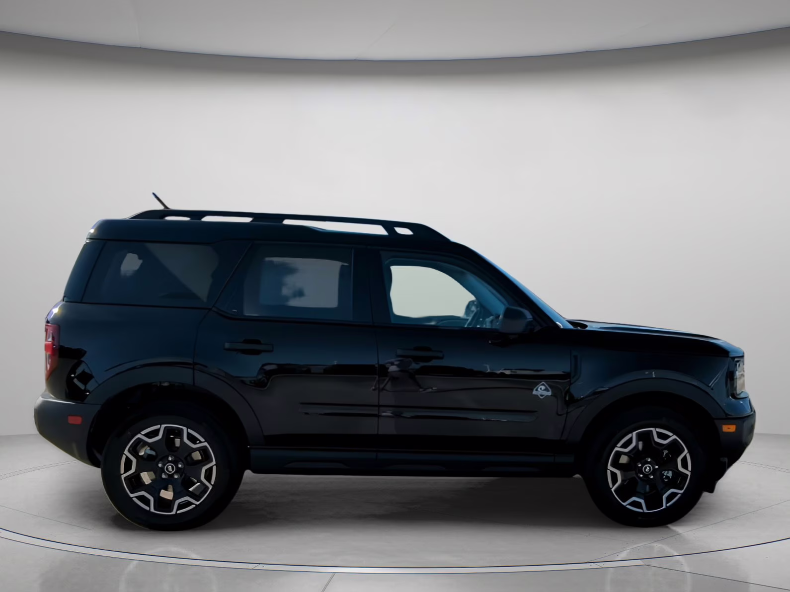 2026 Shadow Black Ford Bronco Sport Outer Banks 4X4 SUV