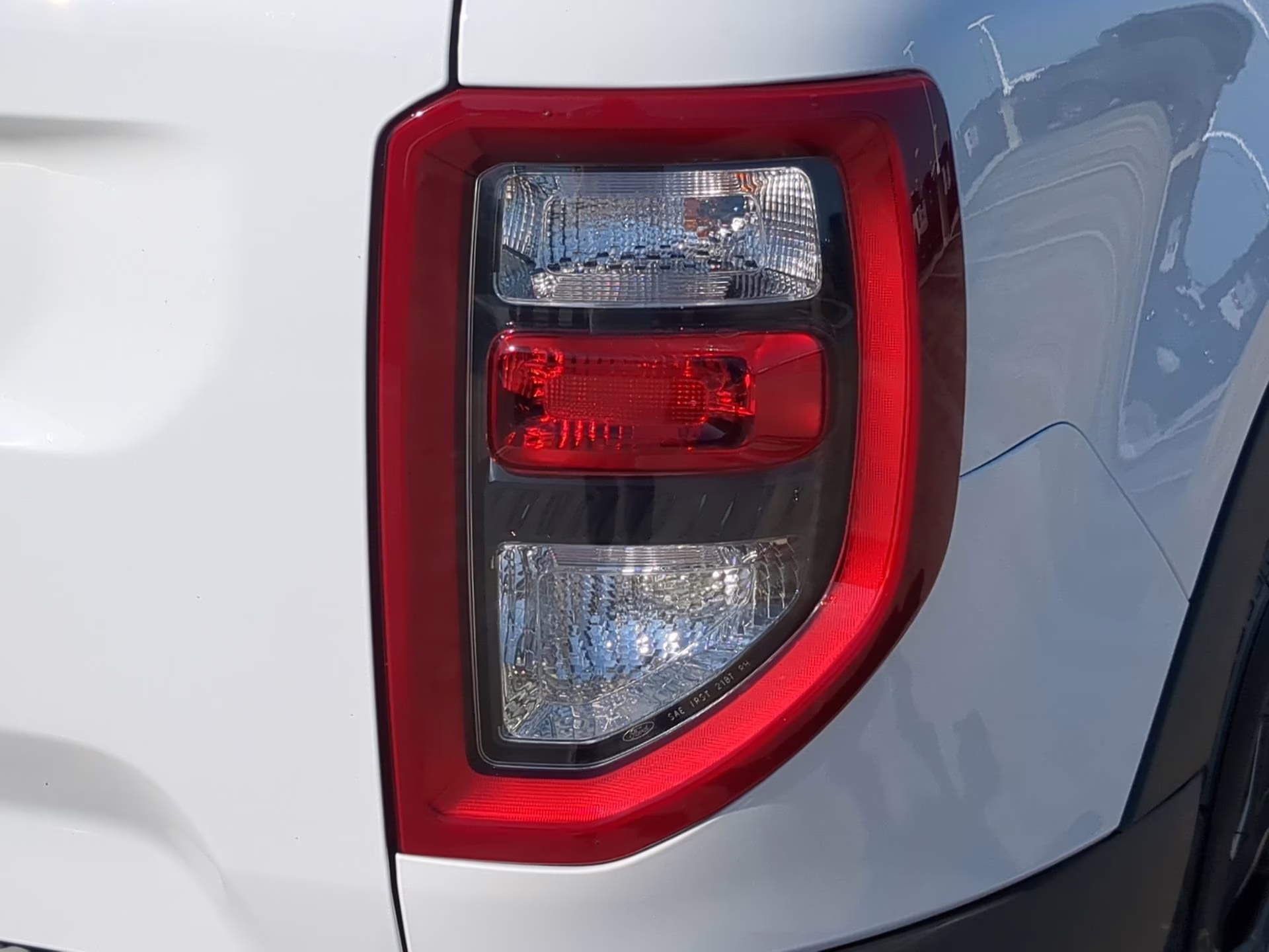 2026 Oxford White Ford Bronco Sport Outer Banks 4X4 SUV