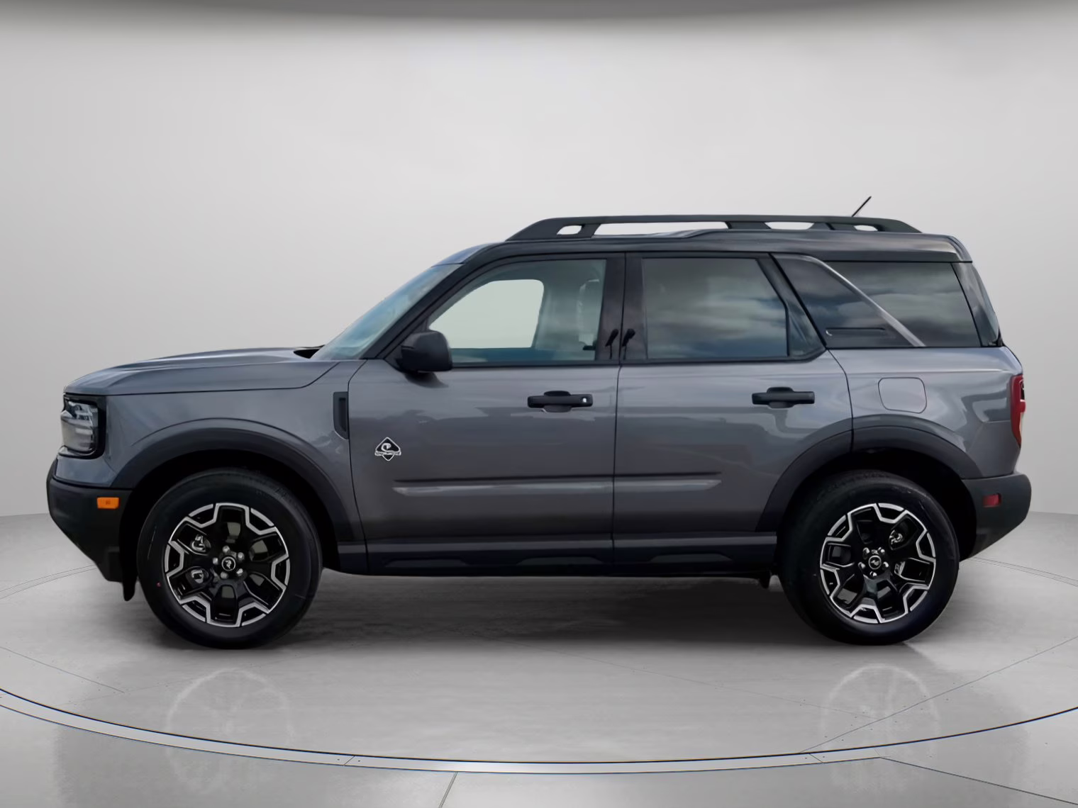 2026 Carbonized Gray Metallic Ford Bronco Sport Outer Banks 4X4 SUV