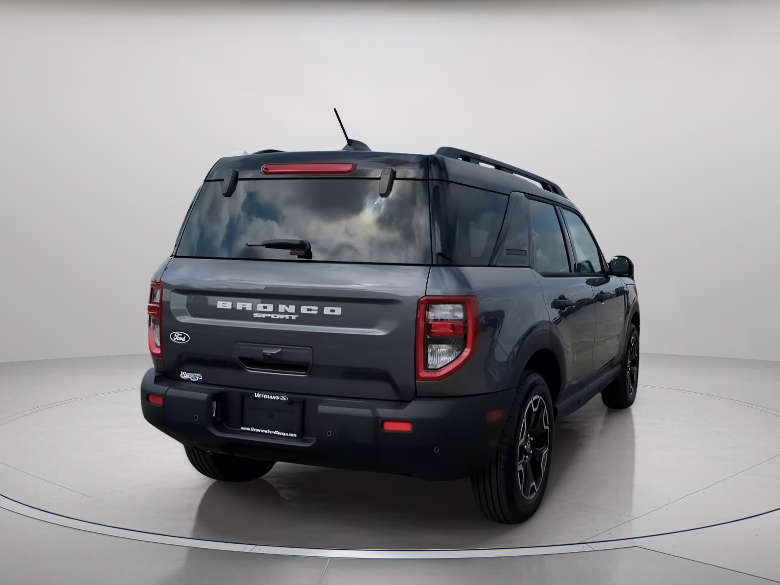 2026 Carbonized Gray Metallic Ford Bronco Sport Outer Banks 4X4 SUV