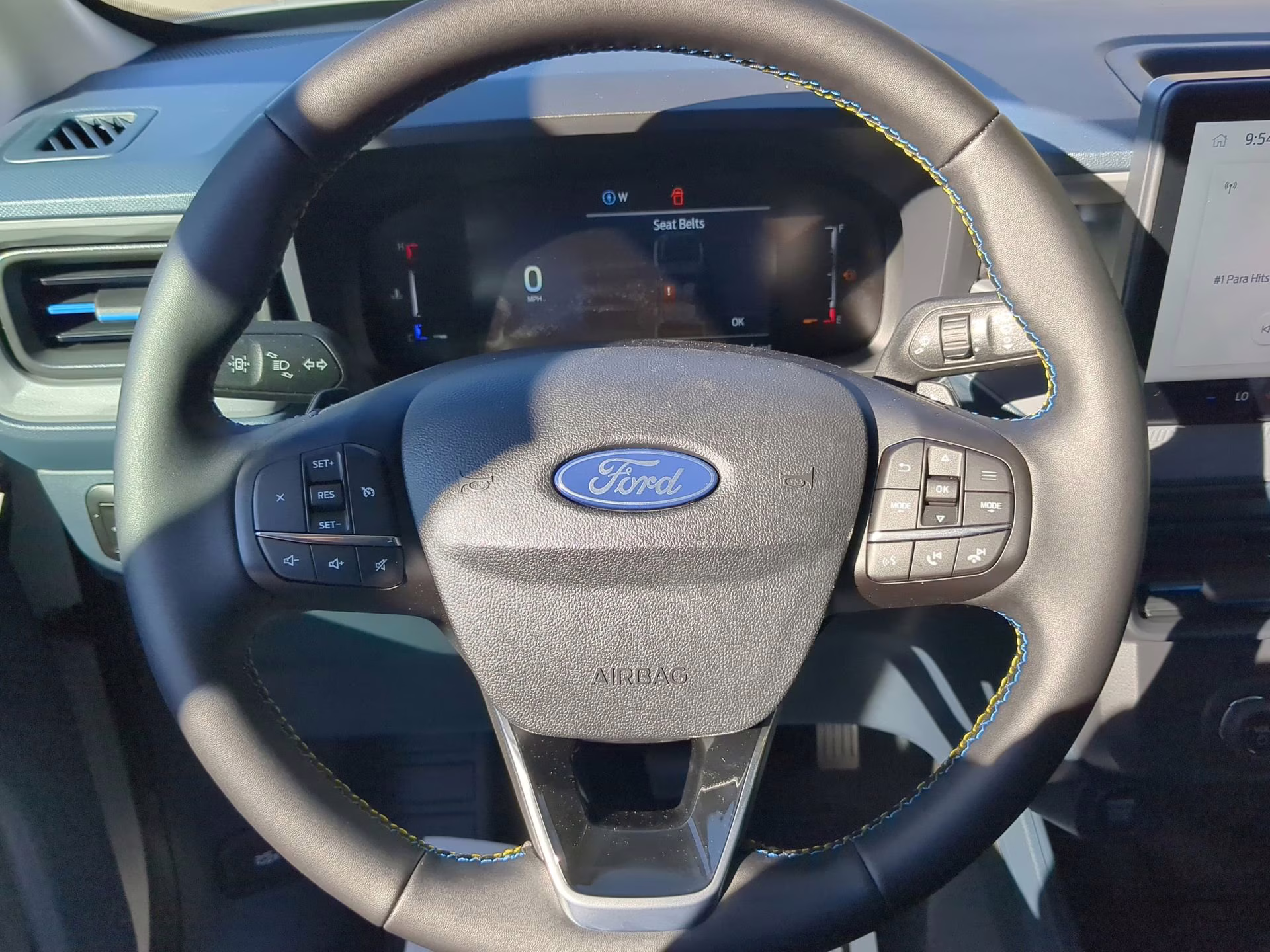 2026 Space White Metallic Ford Maverick Lobo Standard Crew Cab Pickup AWD Truck