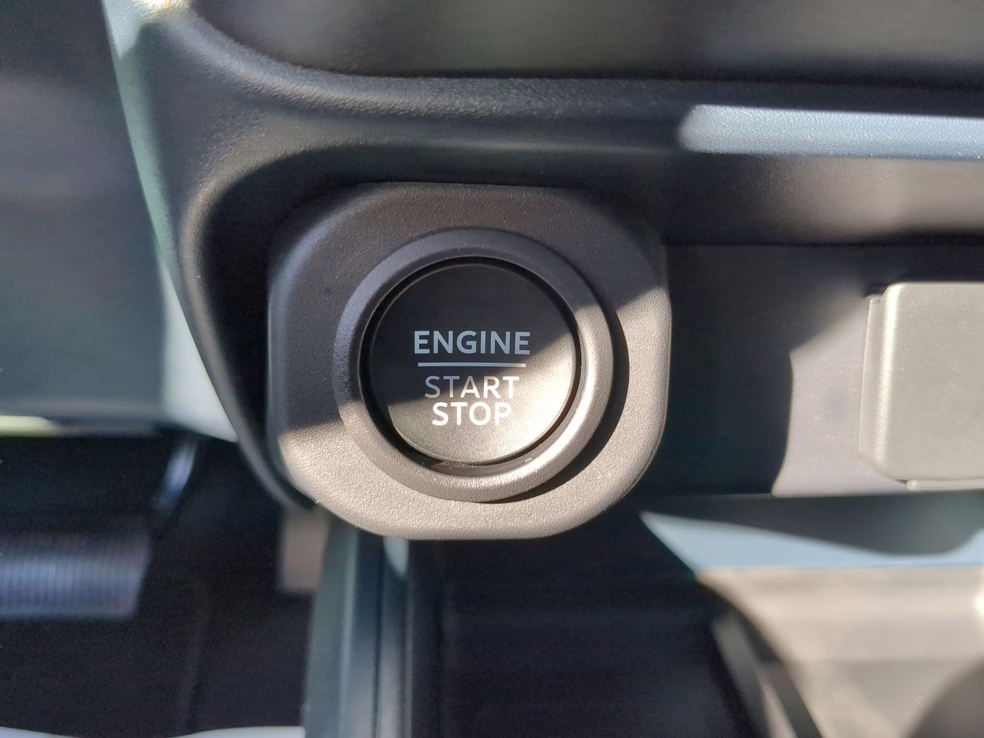 2026 Space White Metallic Ford Maverick Lobo Standard Crew Cab Pickup AWD Truck