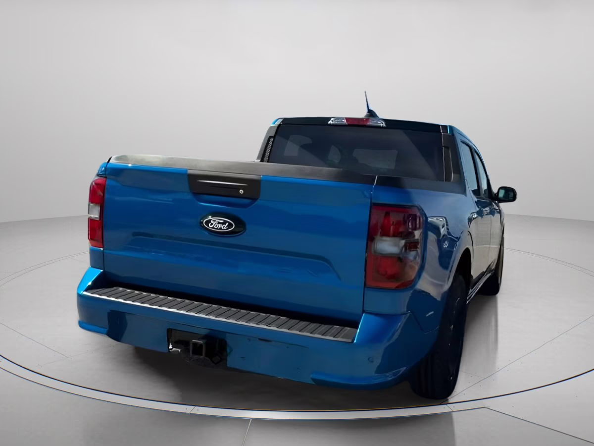 2026 Velocity Blue Ford Maverick Lobo Standard Crew Cab Pickup AWD Truck