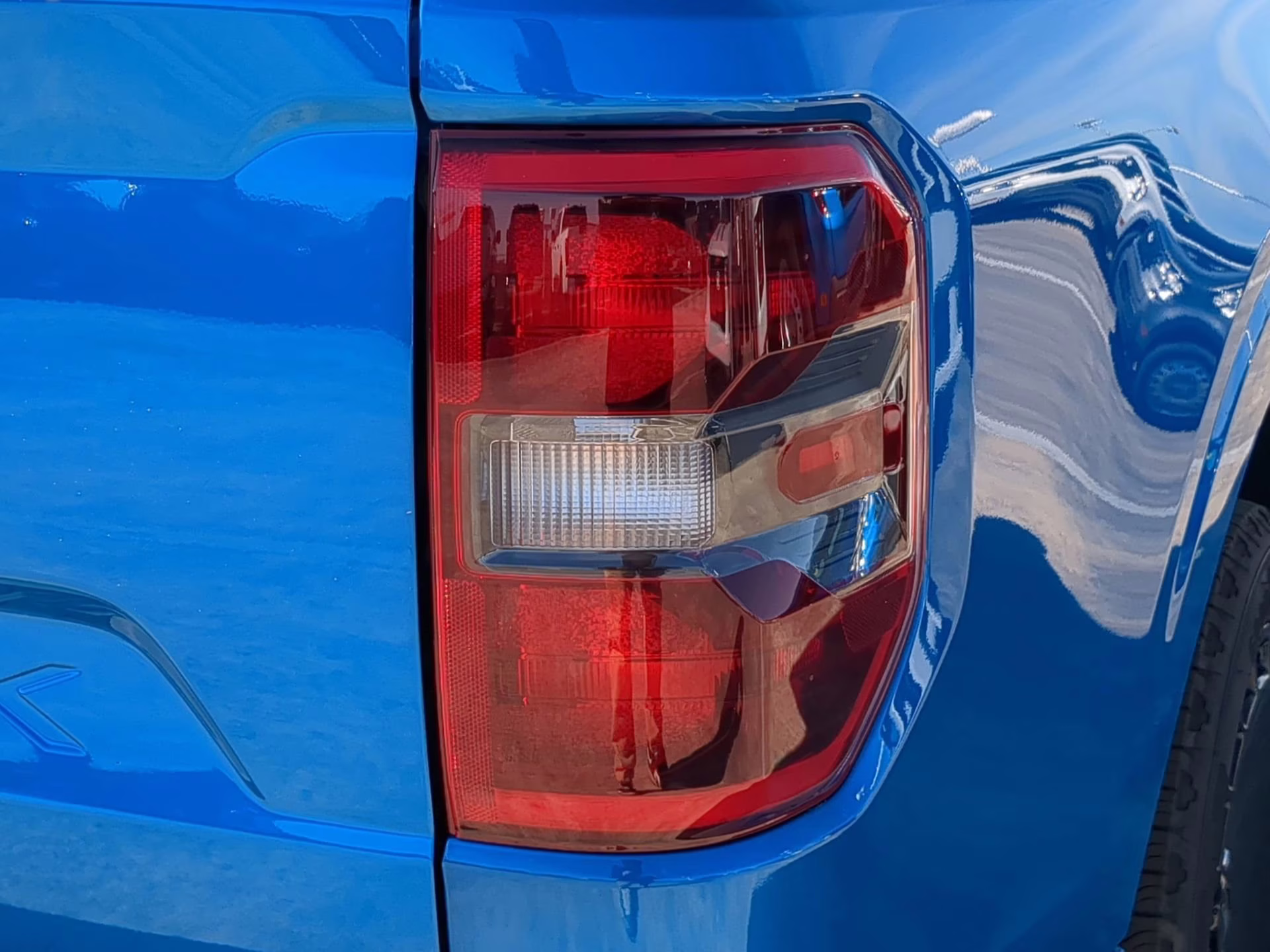 2026 Velocity Blue Ford Maverick Lobo Standard Crew Cab Pickup AWD Truck