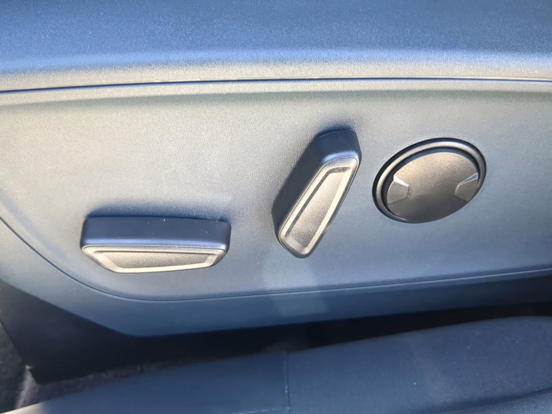 2026 Velocity Blue Ford Maverick Lobo Standard Crew Cab Pickup AWD Truck