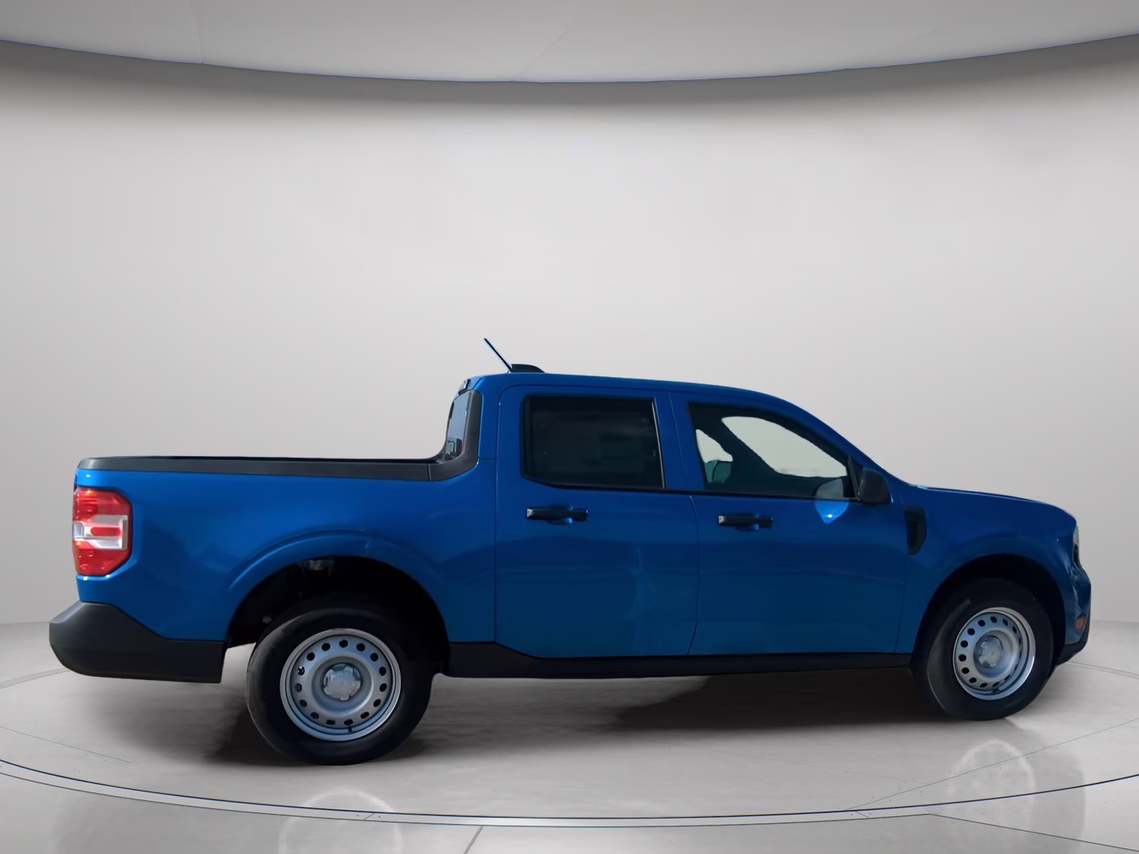 2026 Velocity Blue Ford Maverick XL Crew Cab Pickup FWD Truck
