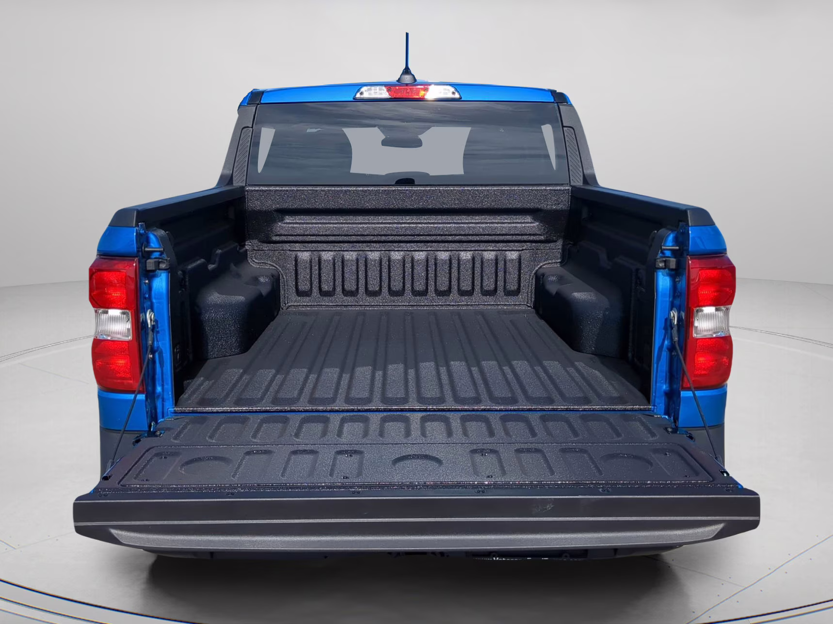 2026 Velocity Blue Ford Maverick XL Crew Cab Pickup FWD Truck