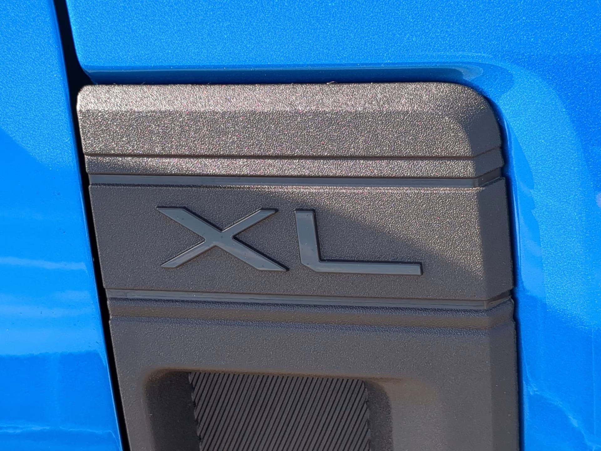 2026 Velocity Blue Ford Maverick XL Crew Cab Pickup FWD Truck