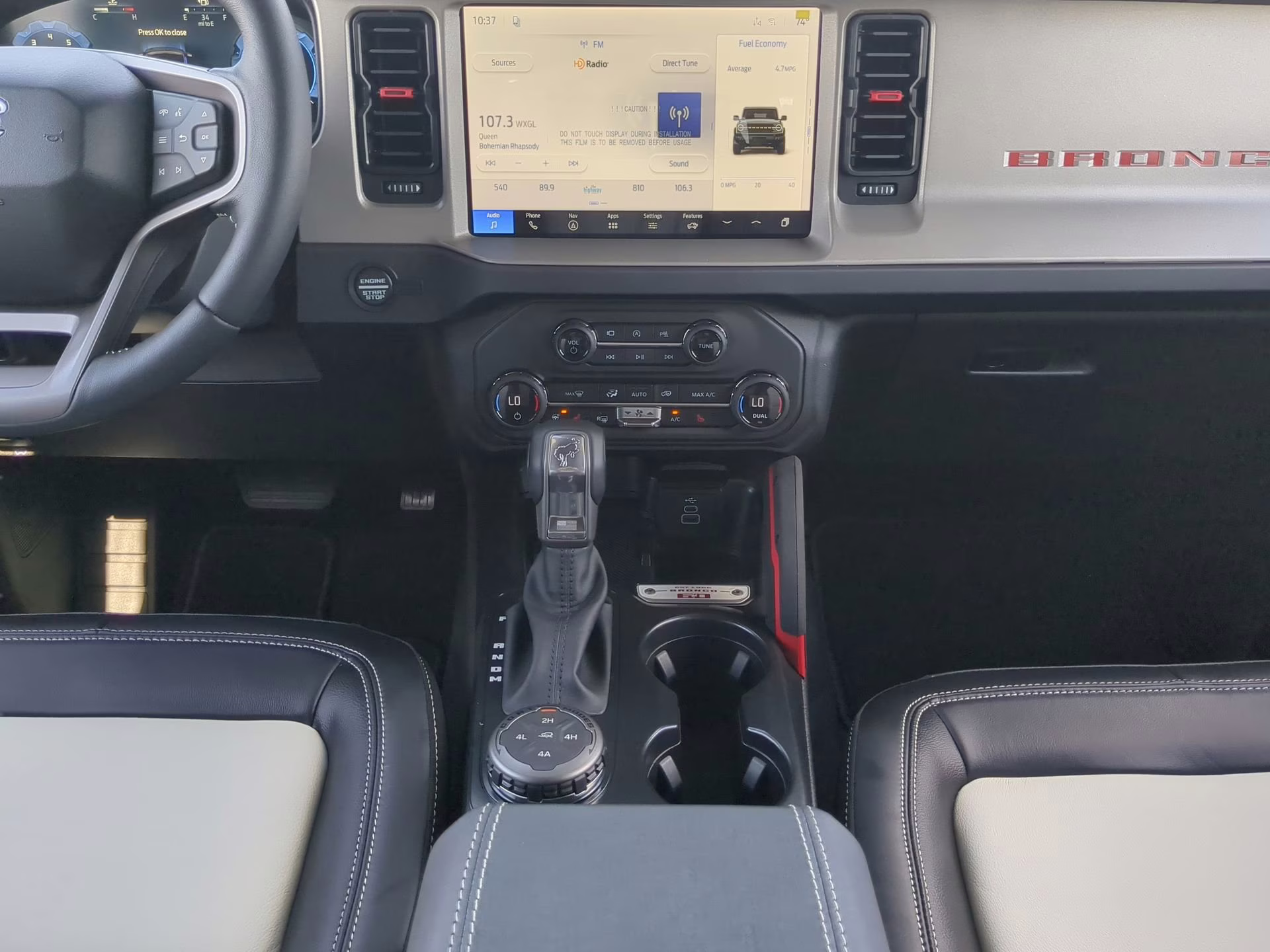 2026 Wimbledon White Ford Bronco Outer Banks 4X4 Convertible