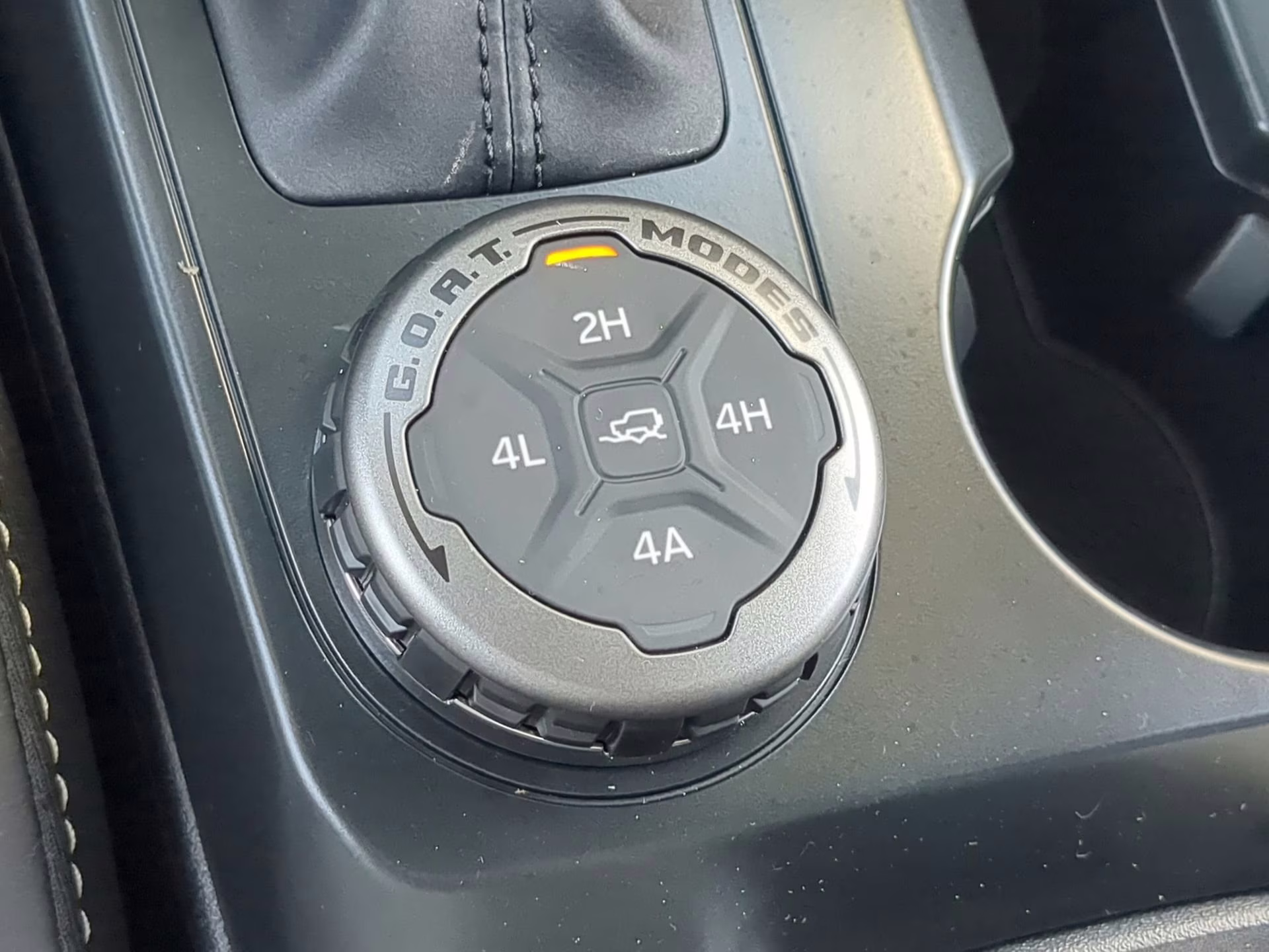 2026 Wimbledon White Ford Bronco Outer Banks 4X4 Convertible