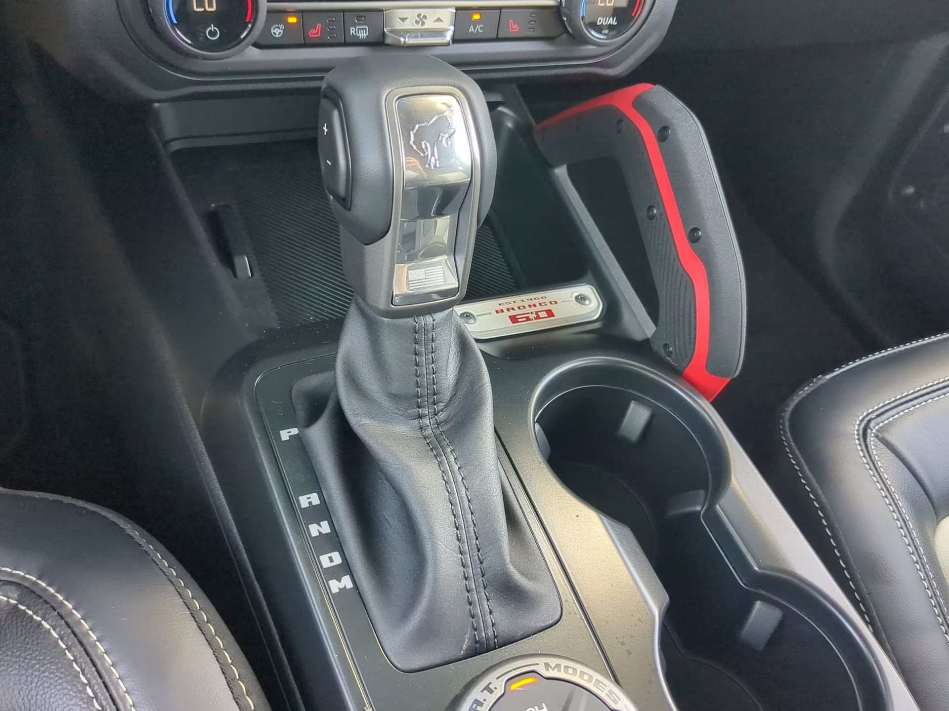 2026 Wimbledon White Ford Bronco Outer Banks 4X4 Convertible