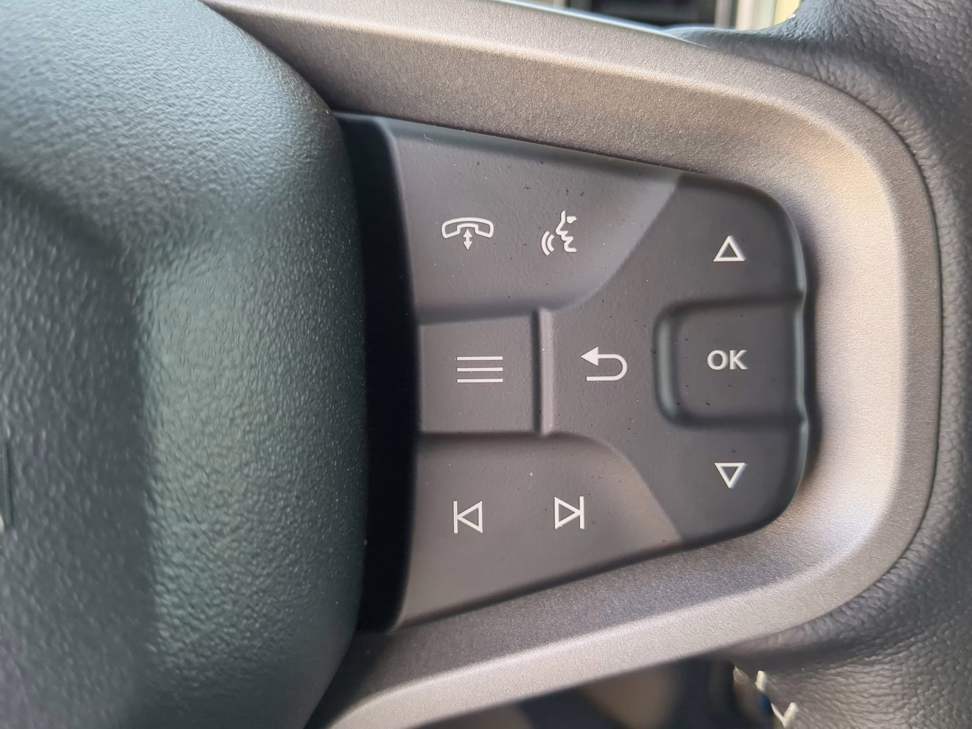 2026 Wimbledon White Ford Bronco Outer Banks 4X4 Convertible