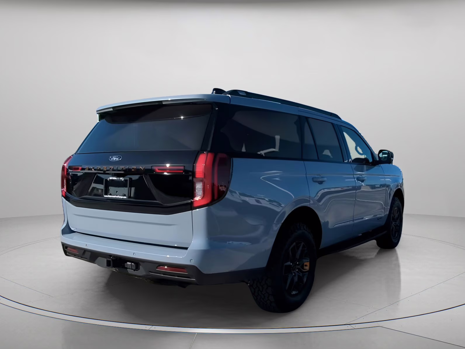 2026 Glacier Gray Metallic Tri-Coat Ford Expedition Tremor 4X4 SUV