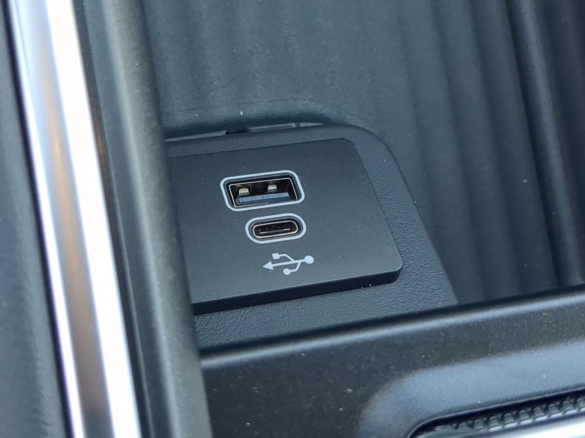 2026 Glacier Gray Metallic Tri-Coat Ford Expedition Tremor 4X4 SUV