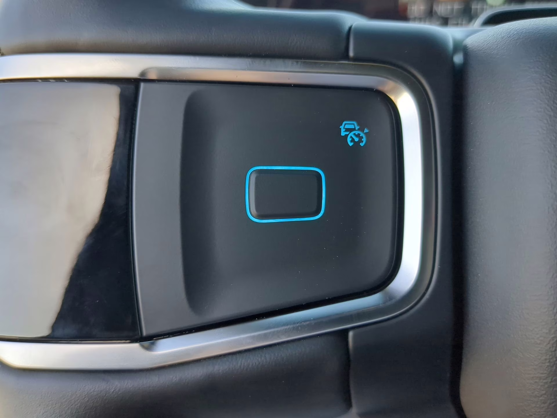 2026 Glacier Gray Metallic Tri-Coat Ford Expedition Tremor 4X4 SUV