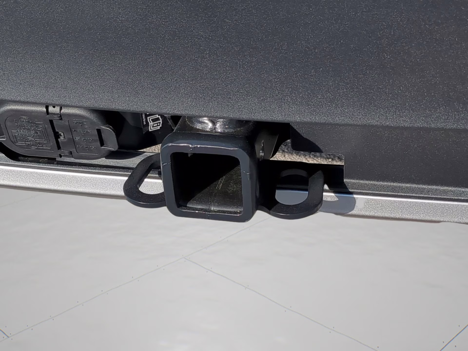 2026 Space White Metallic Ford Explorer Active RWD SUV