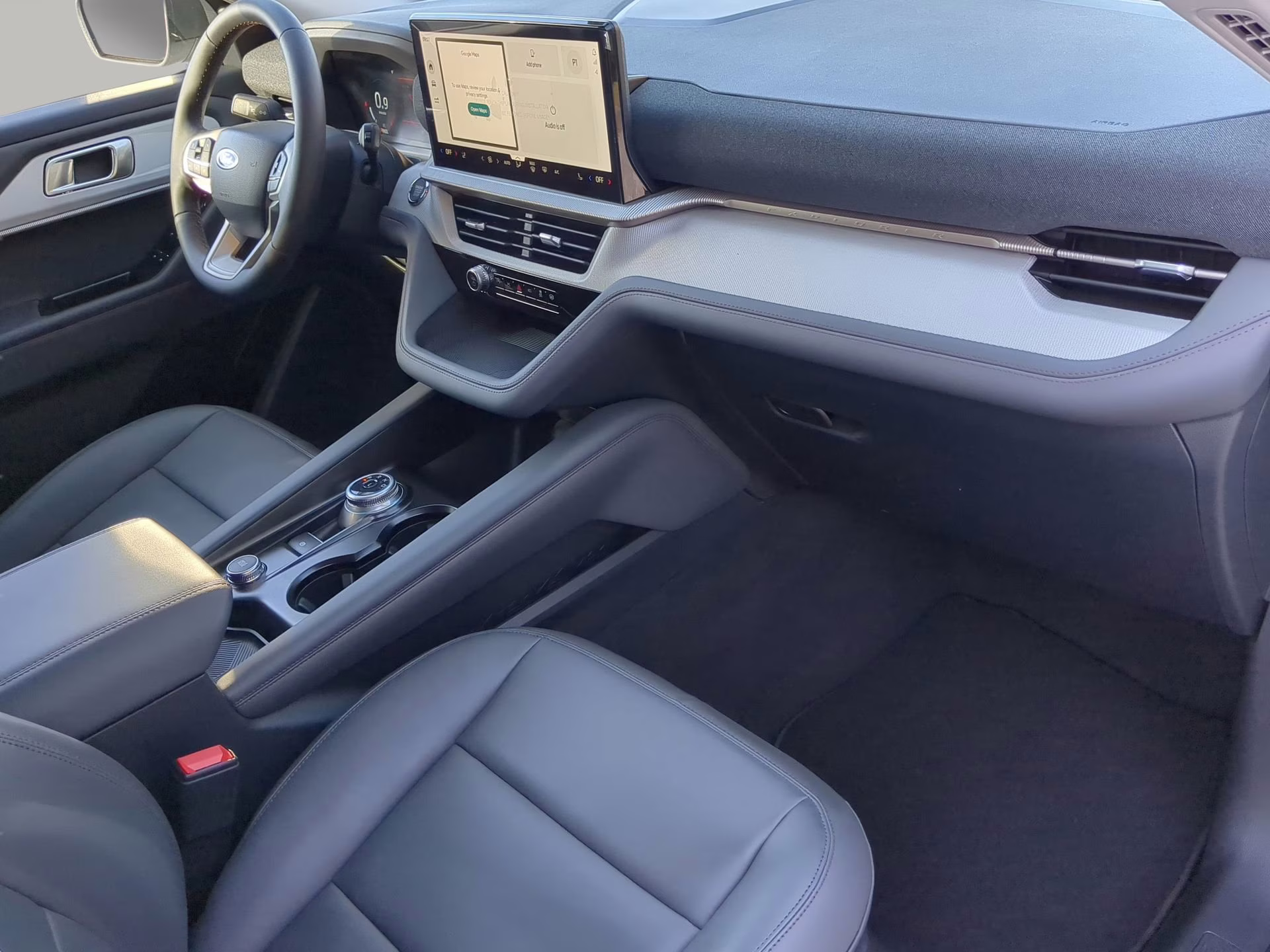 2026 Space White Metallic Ford Explorer Active RWD SUV