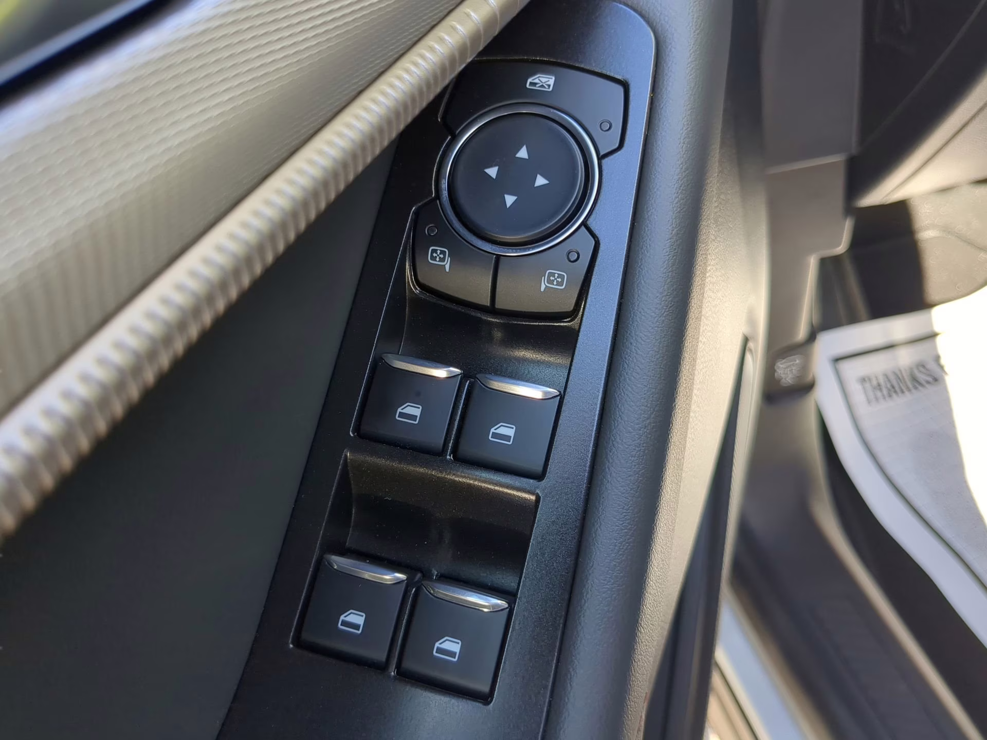 2026 Space White Metallic Ford Explorer Active RWD SUV