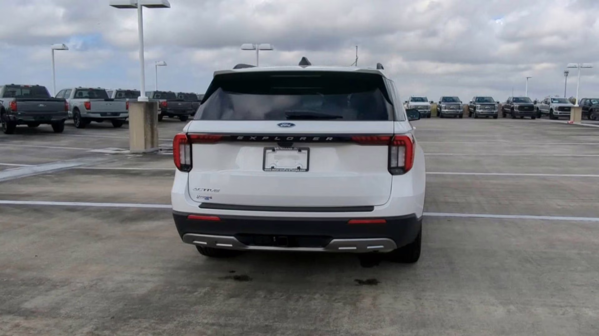 2026 Star White Metallic Tri-Coat Ford Explorer Active RWD SUV