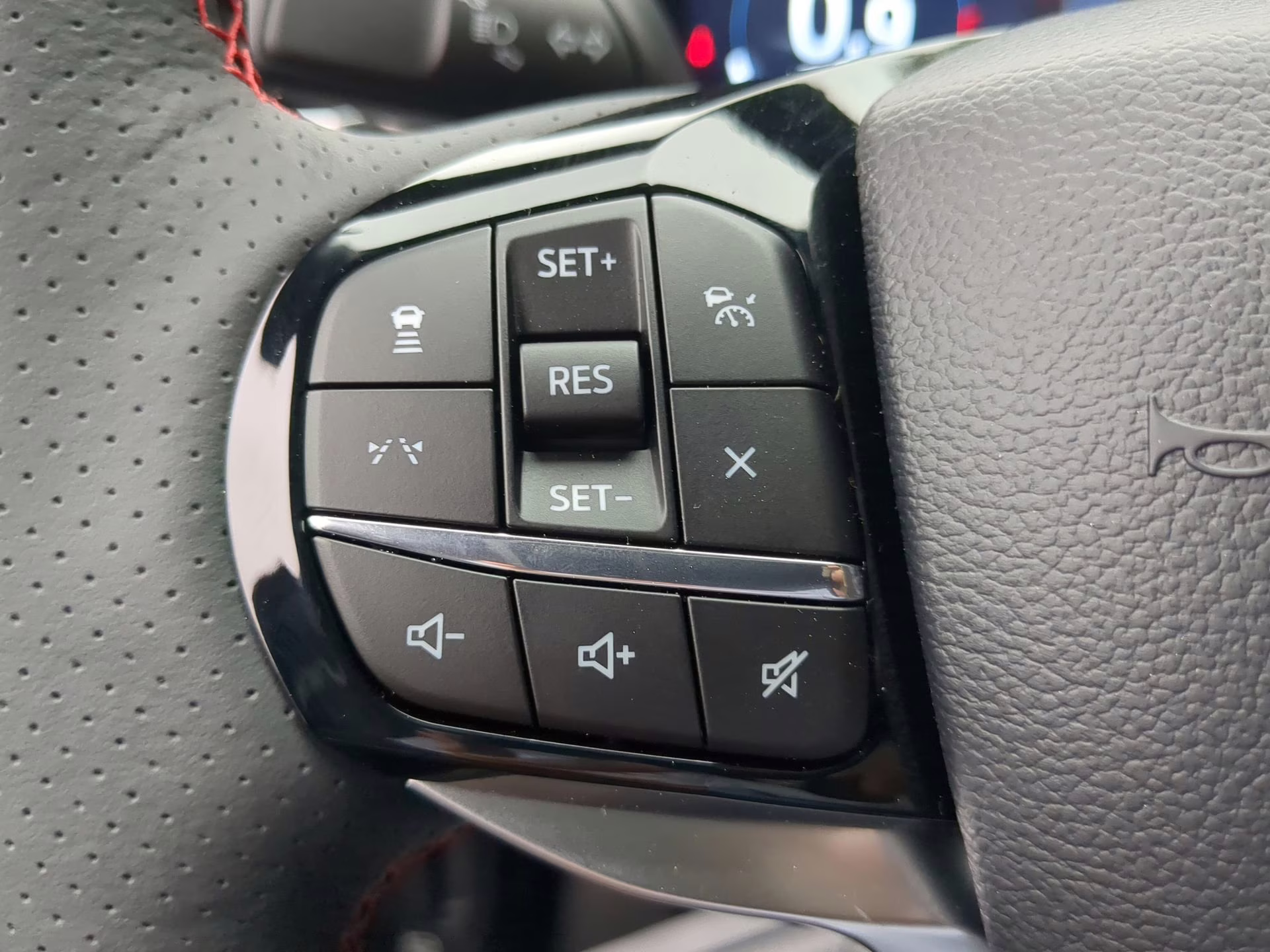 2026 Carbonized Gray Metallic Ford Explorer ST-Line RWD SUV