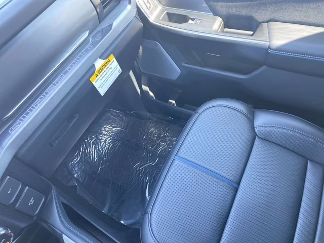 2026 Glacier Gray Metallic Tri-Coat Ford Super Duty F-250 SRW Platinum 4X4 Truck