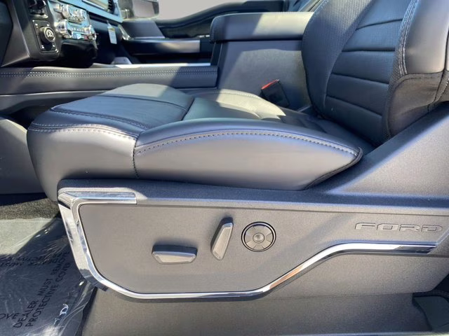 2026 Glacier Gray Metallic Tri-Coat Ford Super Duty F-250 SRW Platinum 4X4 Truck