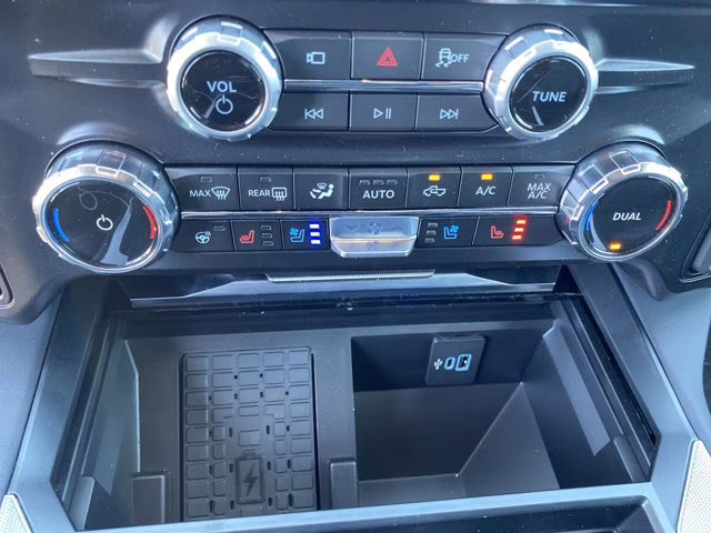 2026 Glacier Gray Metallic Tri-Coat Ford Super Duty F-250 SRW Platinum 4X4 Truck