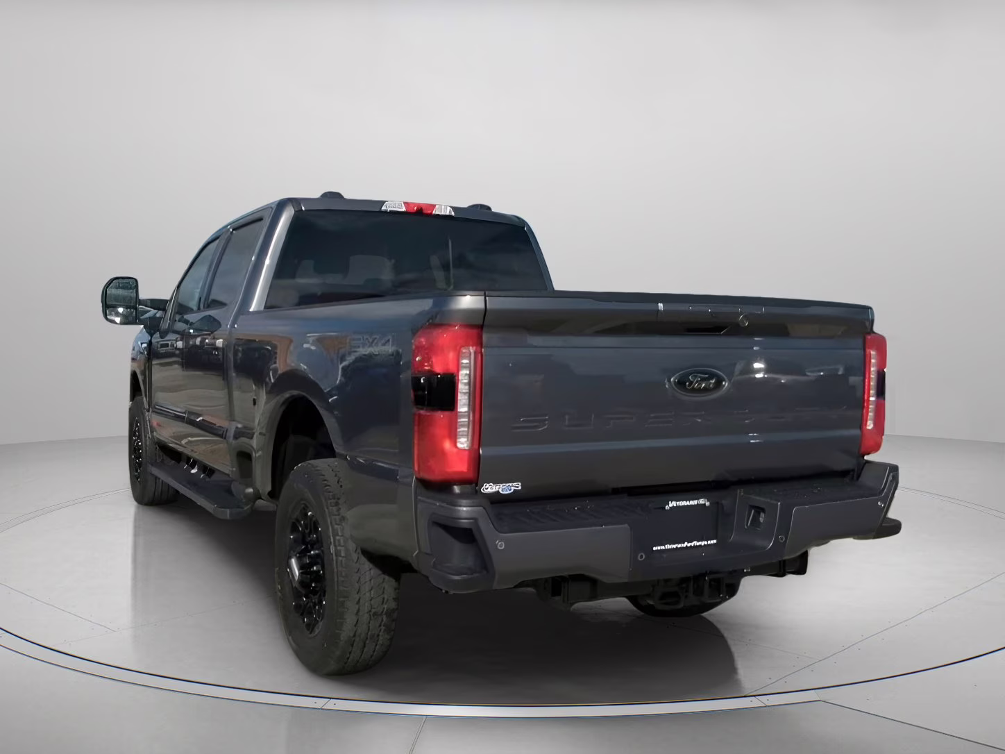 2026 Carbonized Gray Metallic Ford Super Duty F-250 SRW LARIAT Crew Cab Pickup 4X4 Truck
