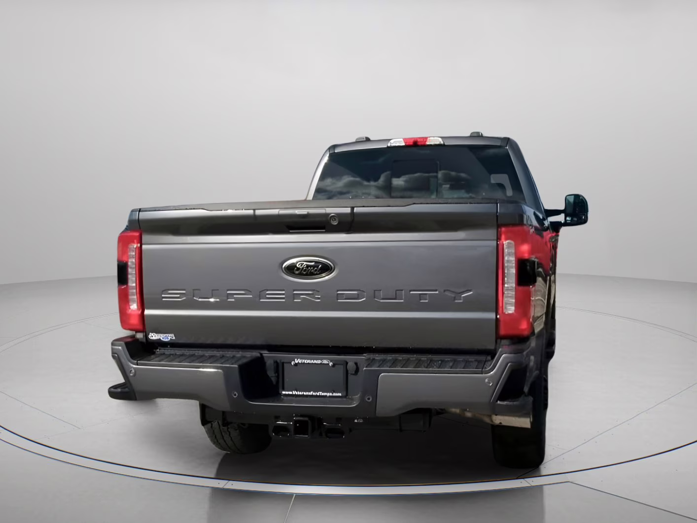 2026 Carbonized Gray Metallic Ford Super Duty F-250 SRW LARIAT Crew Cab Pickup 4X4 Truck