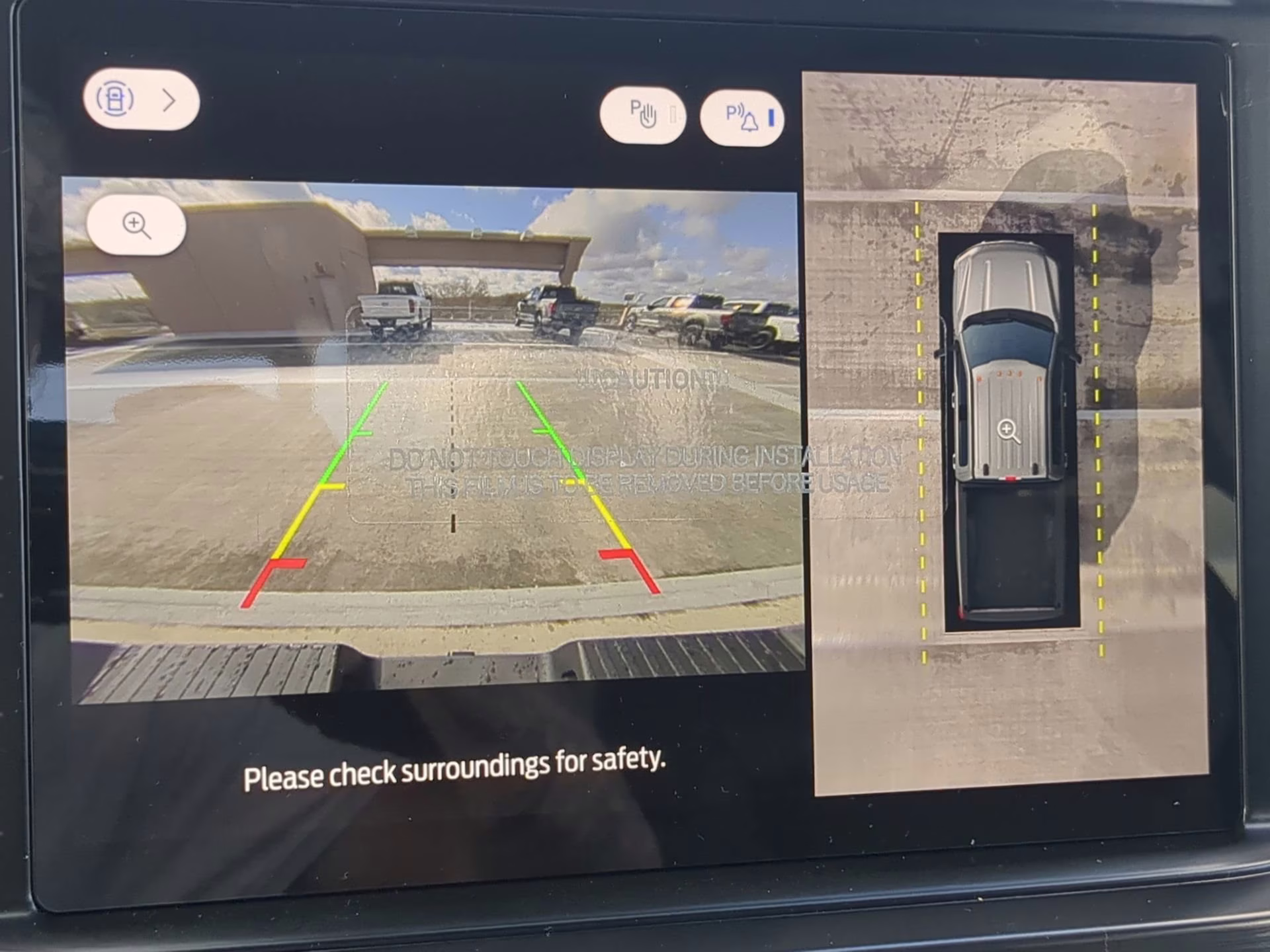 2026 Carbonized Gray Metallic Ford Super Duty F-250 SRW LARIAT Crew Cab Pickup 4X4 Truck