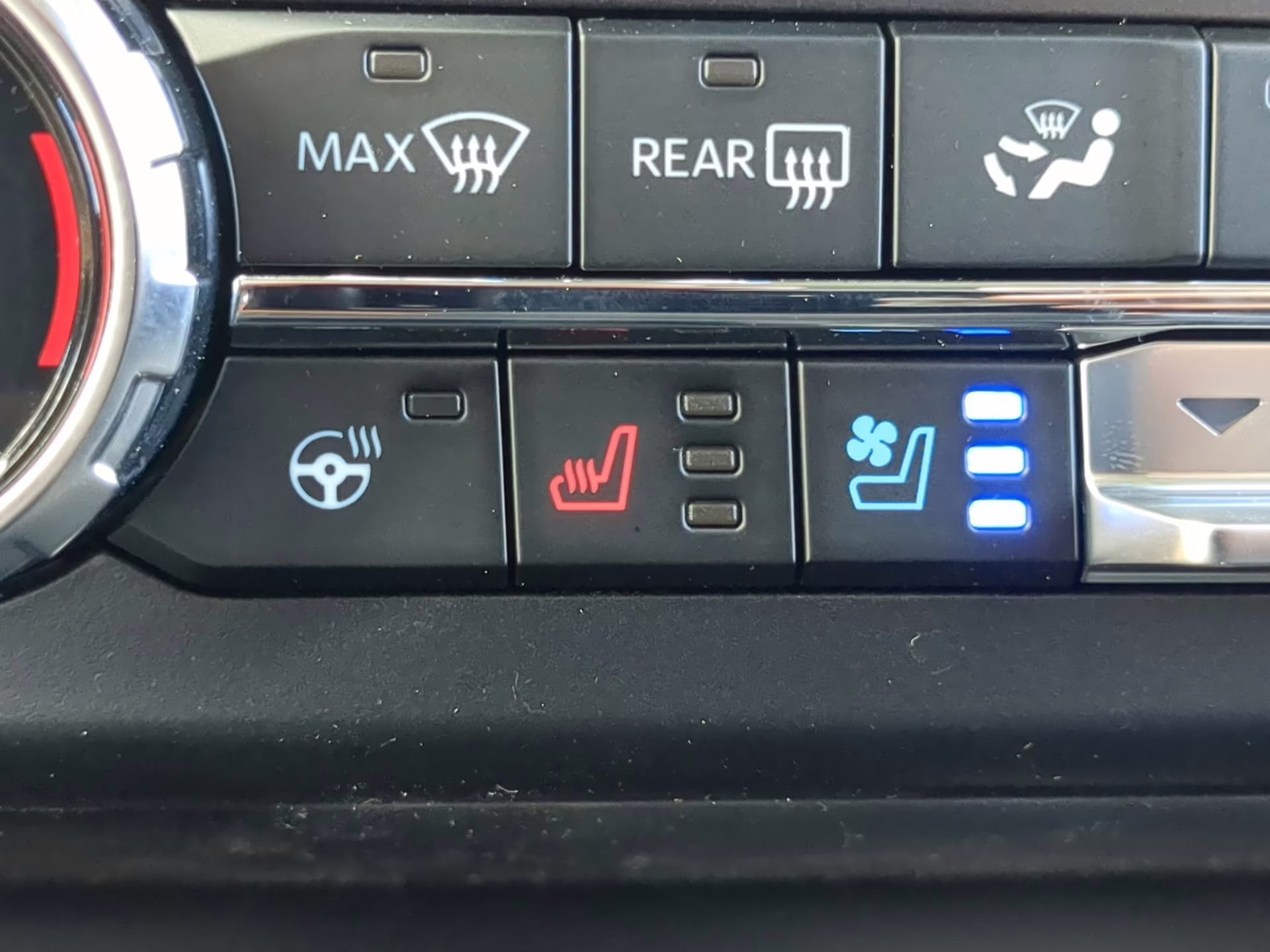 2026 Carbonized Gray Metallic Ford Super Duty F-250 SRW LARIAT Crew Cab Pickup 4X4 Truck