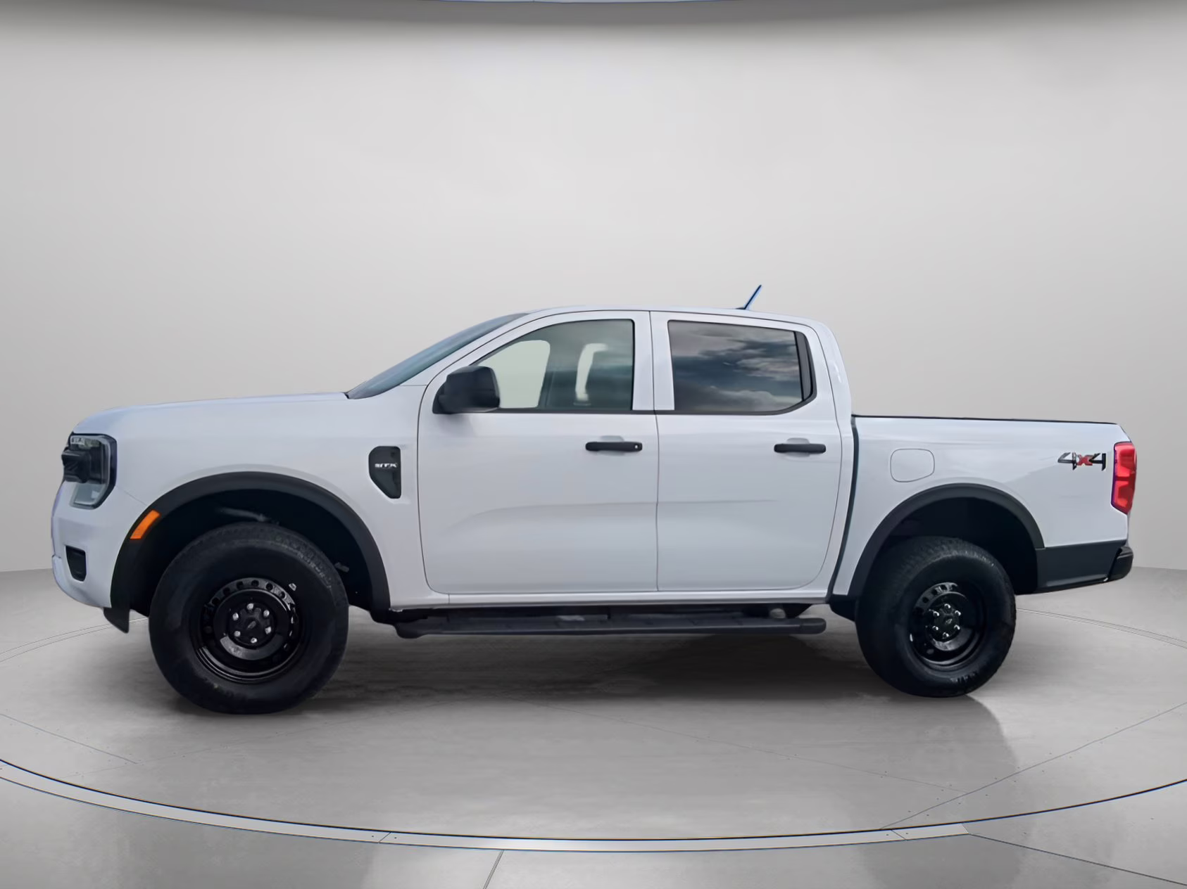 2026 Oxford White Ford Ranger XL Crew Cab Pickup 4X4 Truck