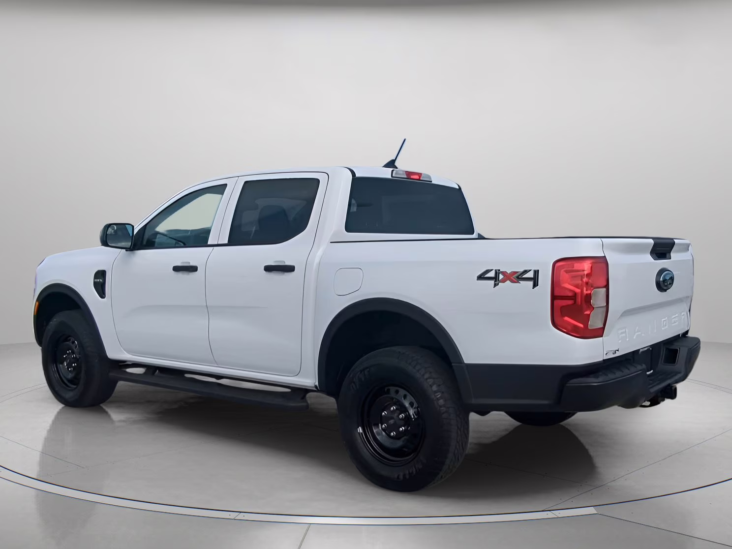 2026 Oxford White Ford Ranger XL Crew Cab Pickup 4X4 Truck