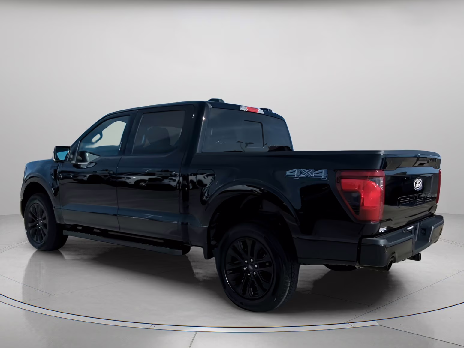 2026 Agate Black Metallic Ford F-150 XLT Crew Cab Pickup 4X4 Truck