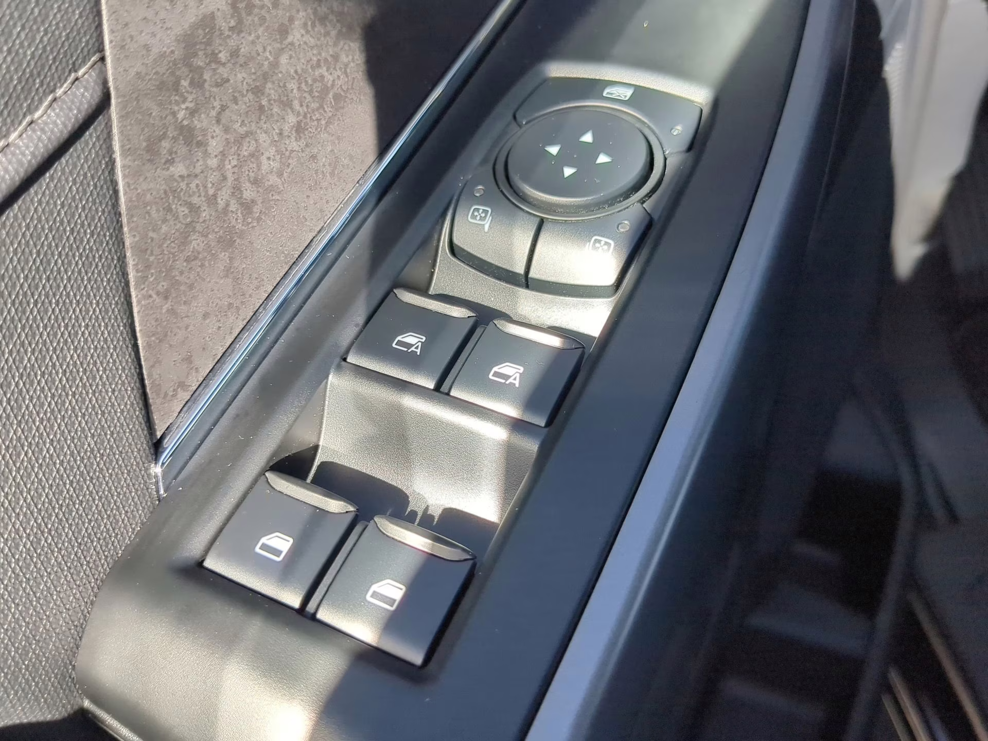 2026 Agate Black Metallic Ford F-150 XLT Crew Cab Pickup 4X4 Truck