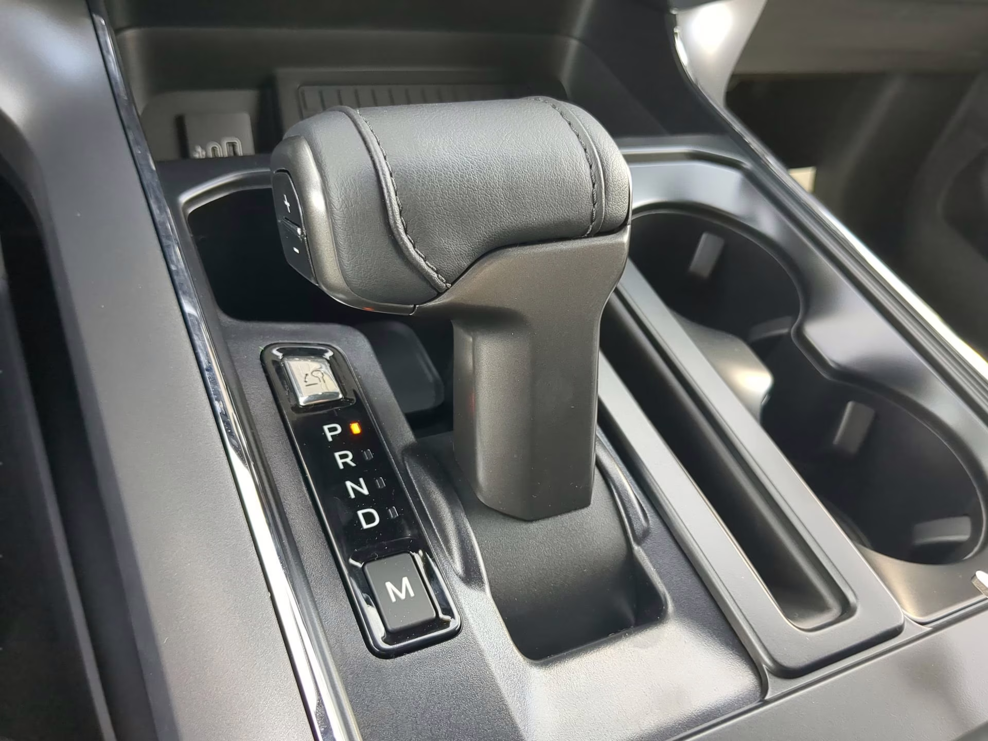 2026 Agate Black Metallic Ford F-150 XLT Crew Cab Pickup 4X4 Truck