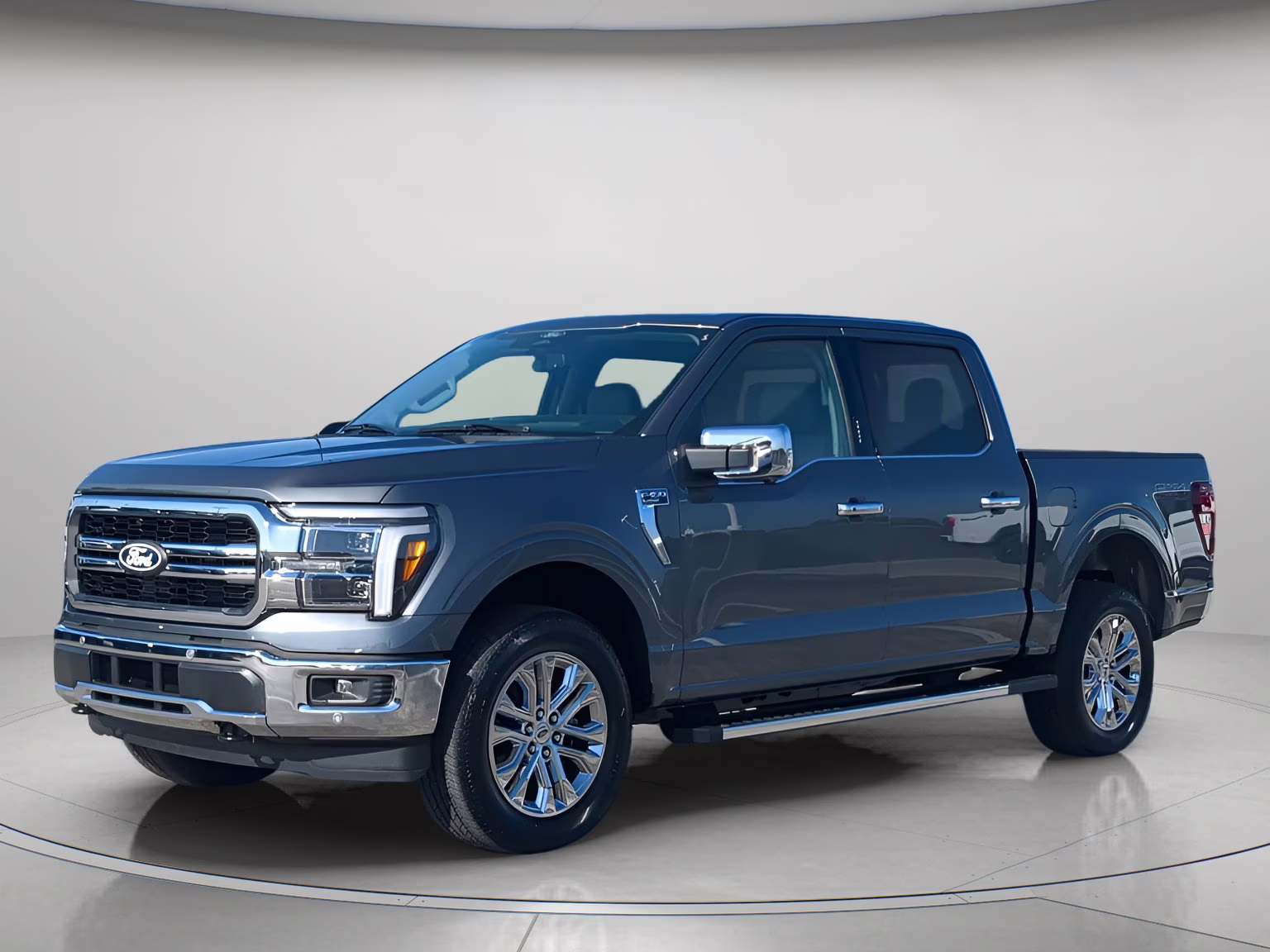 2026 Carbonized Gray Metallic Ford F-150 LARIAT Crew Cab Pickup 4X4 Truck