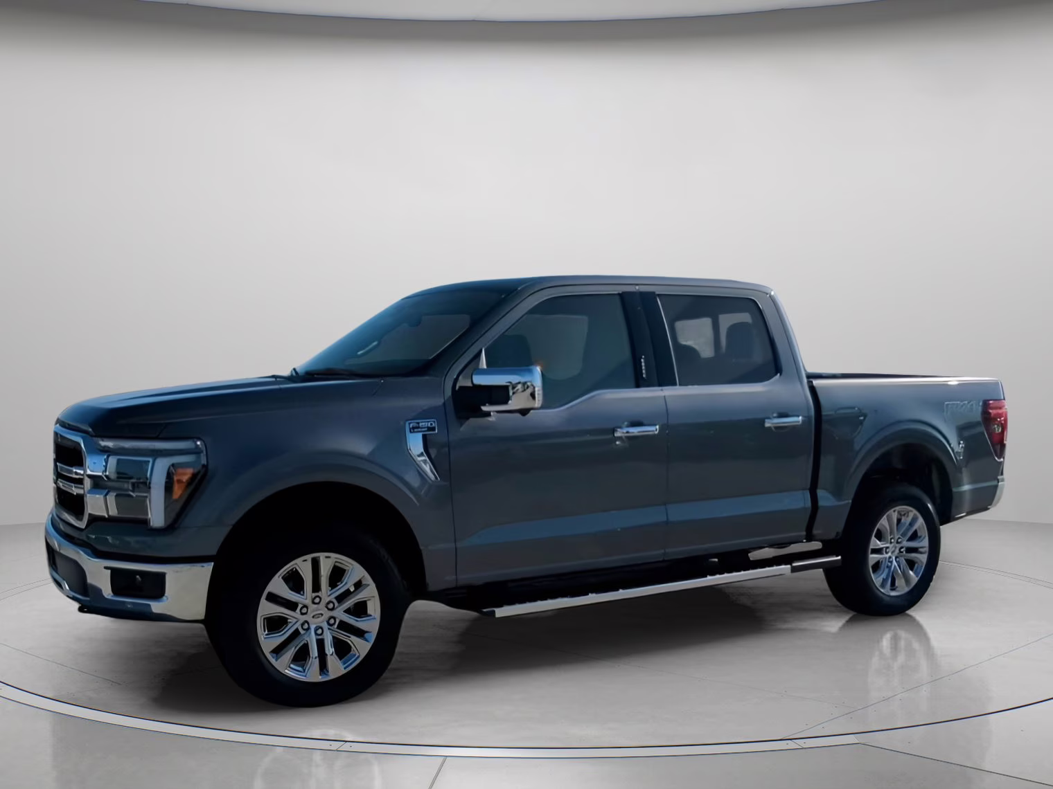 2026 Carbonized Gray Metallic Ford F-150 LARIAT Crew Cab Pickup 4X4 Truck