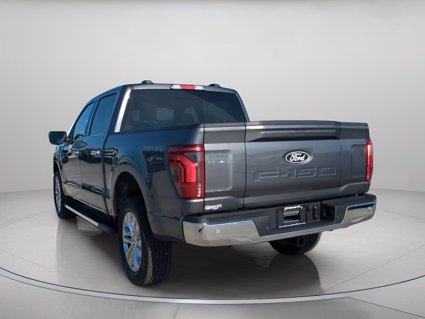 2026 Carbonized Gray Metallic Ford F-150 LARIAT Crew Cab Pickup 4X4 Truck