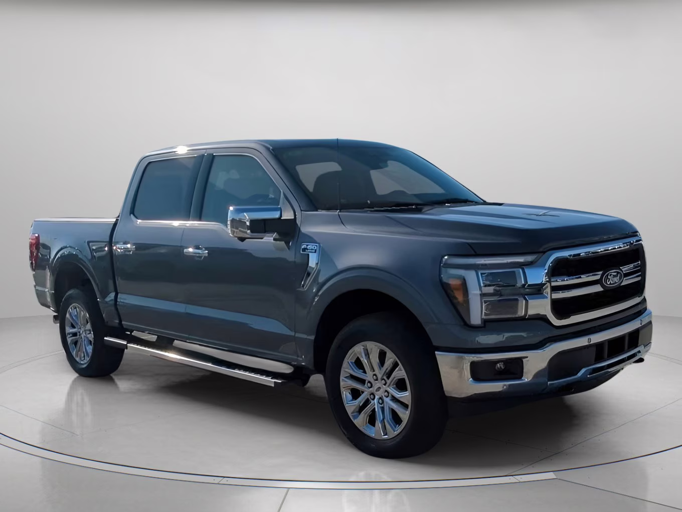 2026 Carbonized Gray Metallic Ford F-150 LARIAT Crew Cab Pickup 4X4 Truck