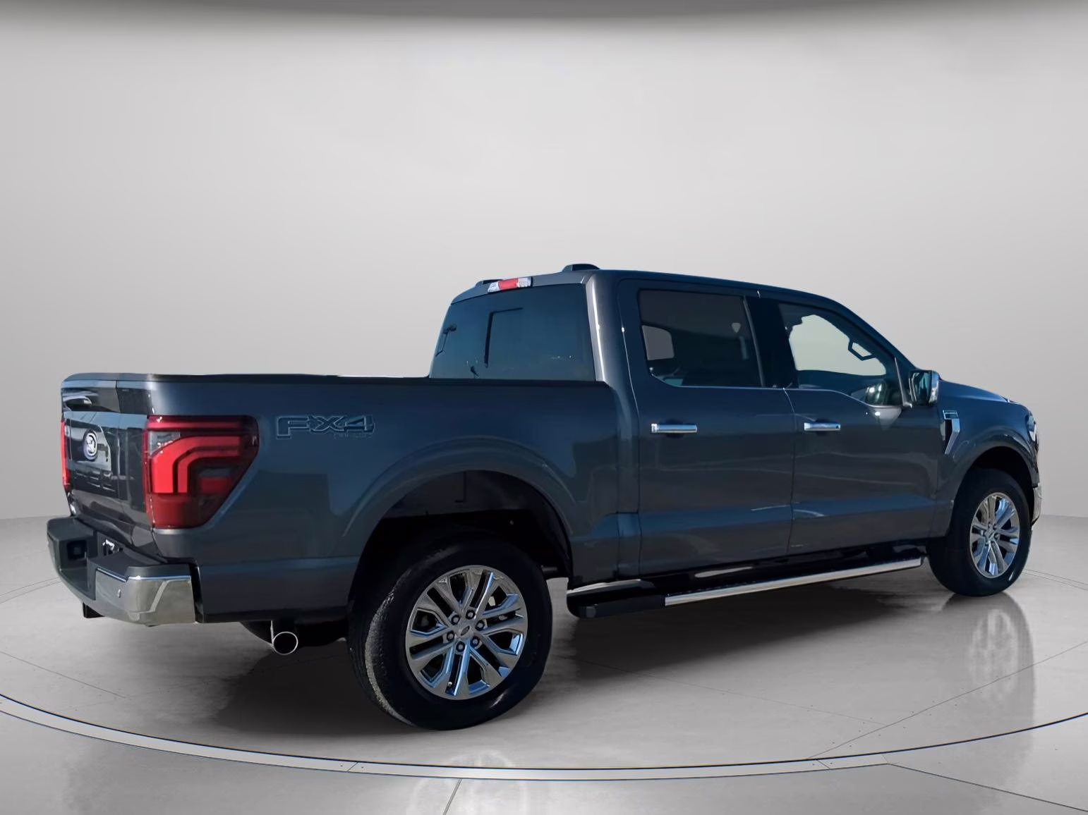 2026 Carbonized Gray Metallic Ford F-150 LARIAT Crew Cab Pickup 4X4 Truck